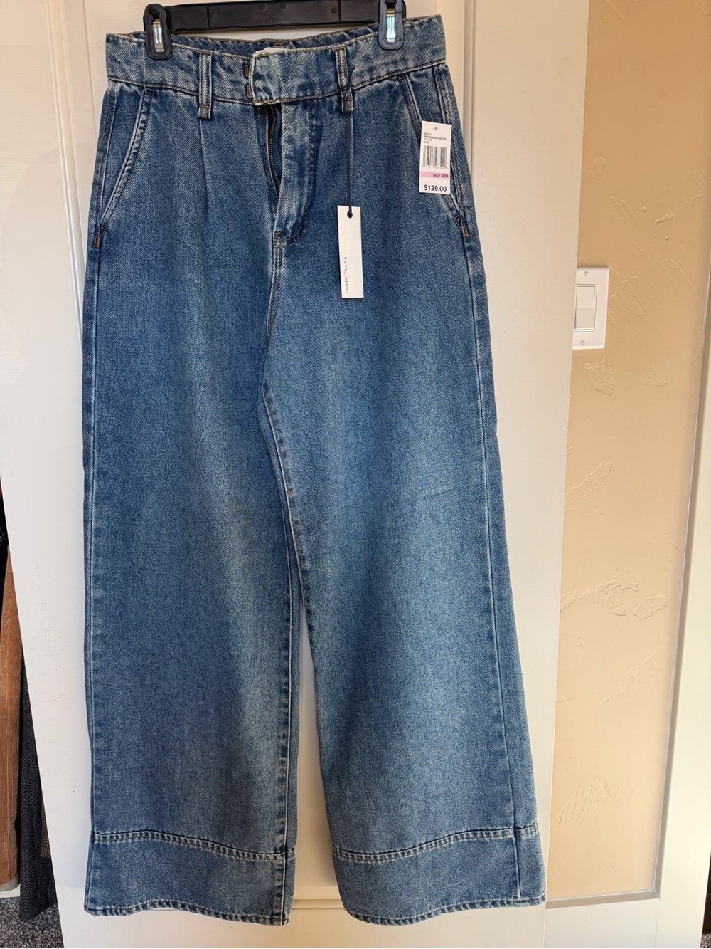Habitual NWT High-Rise Wide Leg Jeans Size 6/28